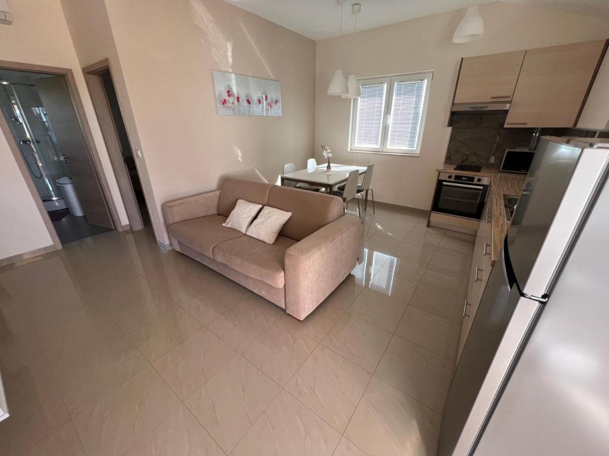 אוגייאן Apartmani Nina I Niko חדר תמונה