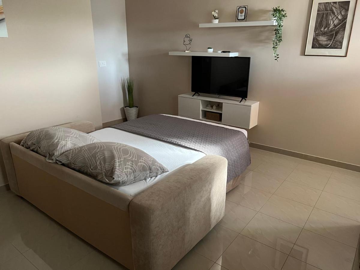 אוגייאן Apartmani Nina I Niko חדר תמונה