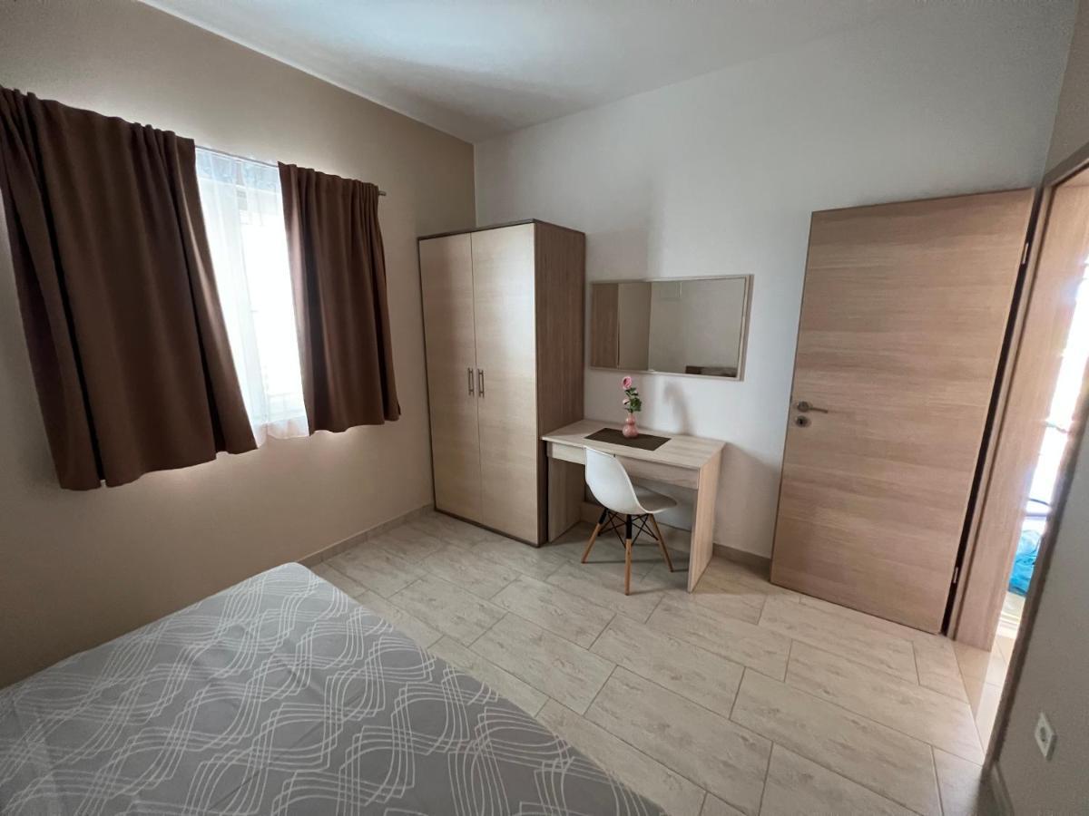 אוגייאן Apartmani Nina I Niko חדר תמונה