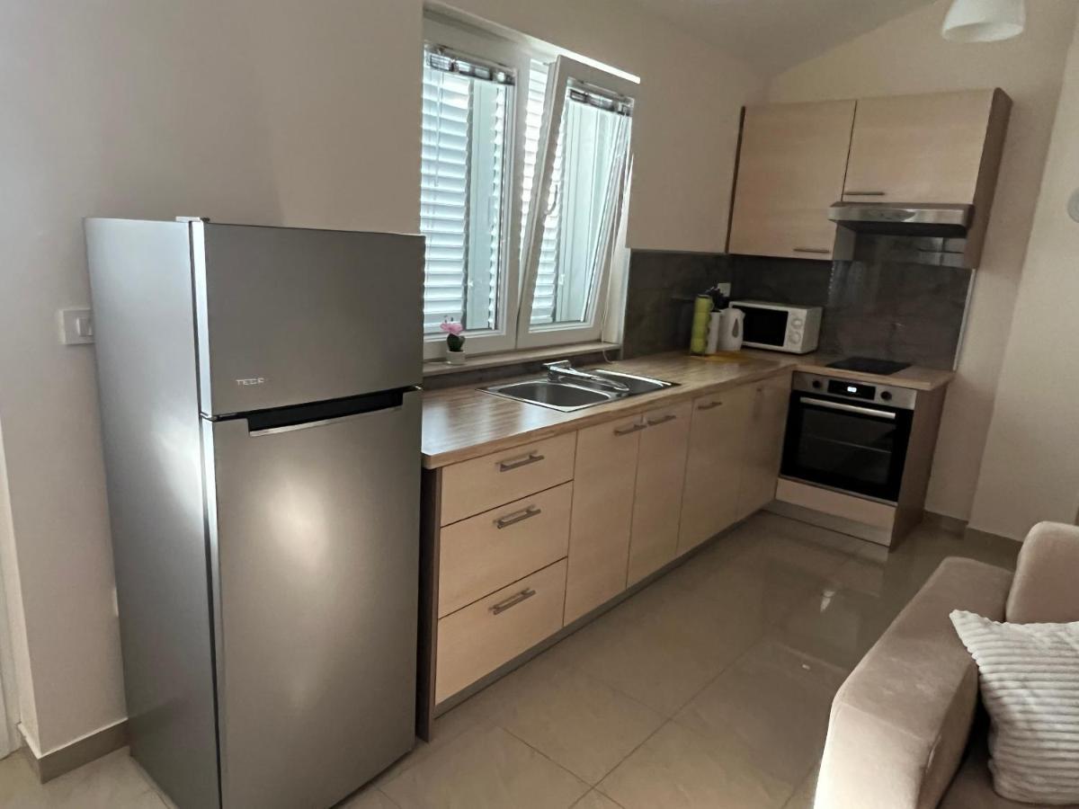 אוגייאן Apartmani Nina I Niko חדר תמונה