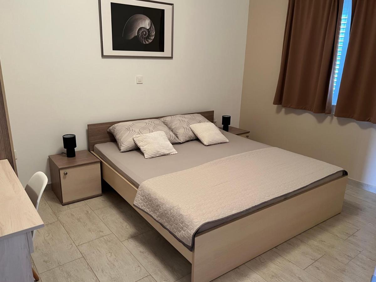 אוגייאן Apartmani Nina I Niko חדר תמונה